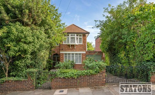 House in Buckinghamshire, England 1