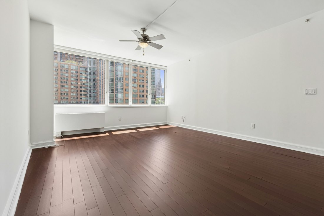 Condo in New York, New York, United States 2 - 18380284