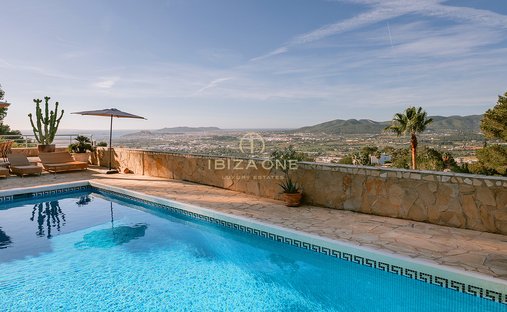 Villa à Santa Eulària des Riu, Îles Baléares, Espagne 1