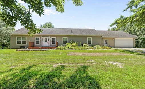 House in Holiday Shores, Illinois, United States 1