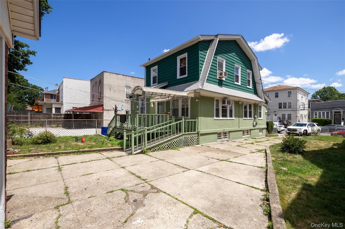 House in New York, New York, United States 5 - 18394110