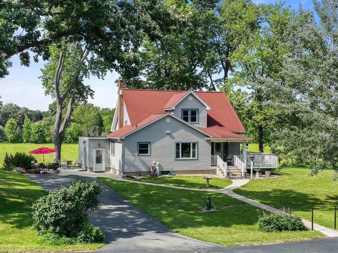 House in Spring Prairie, Wisconsin, United States 1 - 18394316