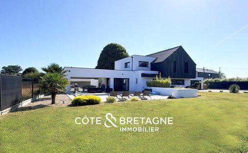 House in Pordic, Brittany, France 1