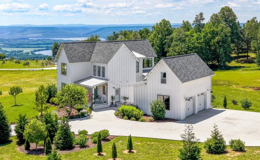 House in South Pittsburg, Tennessee, United States 1