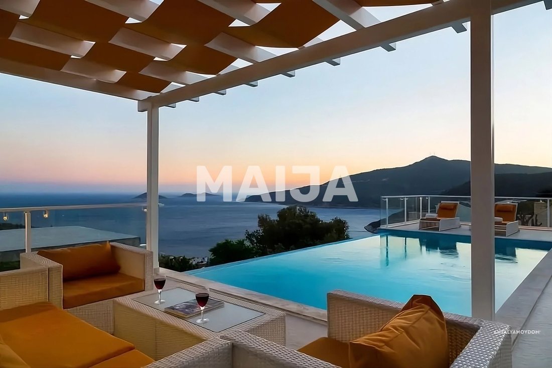 Villa in Antalya, Kaş, Turkey 1 - 18394178