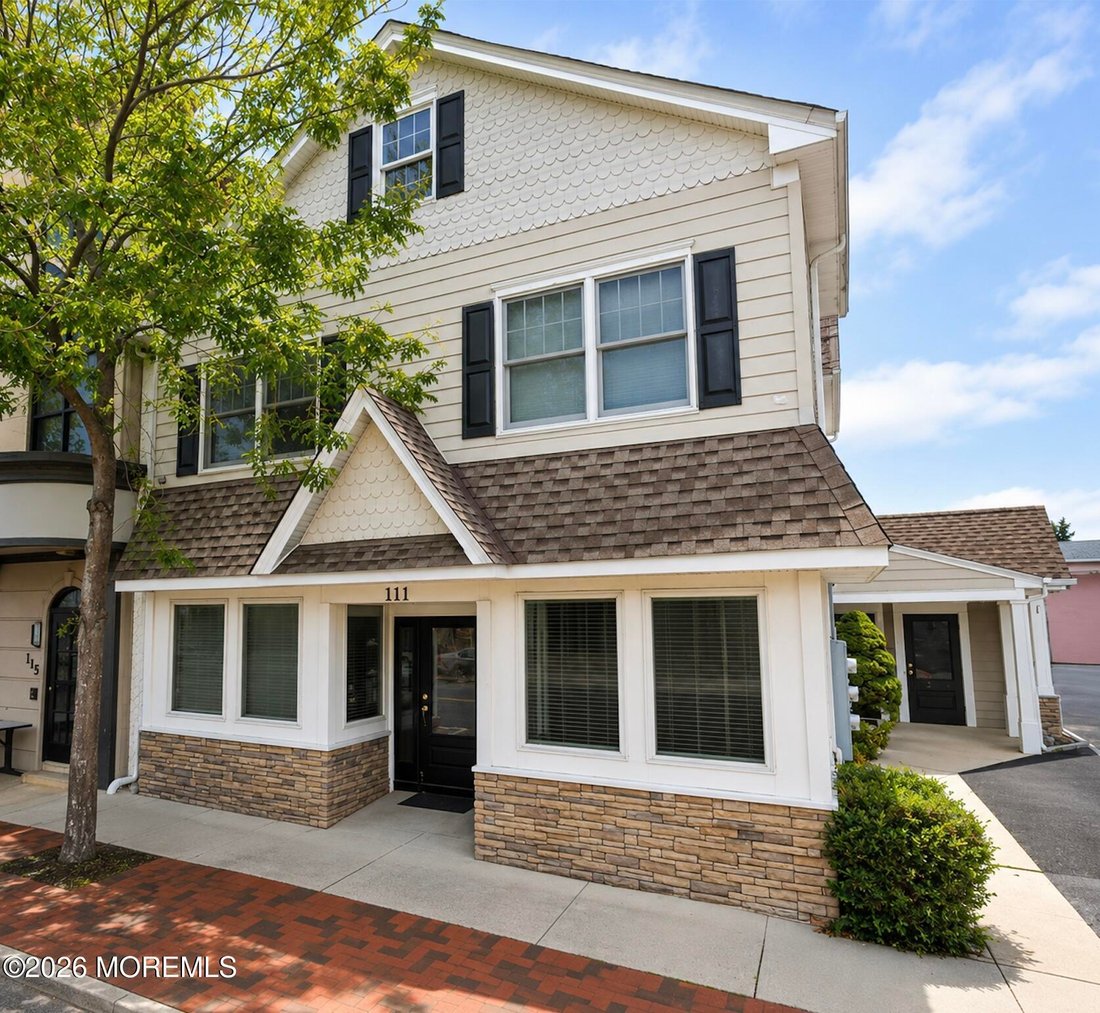 Long Branch, New Jersey, United States 1 - 18396838