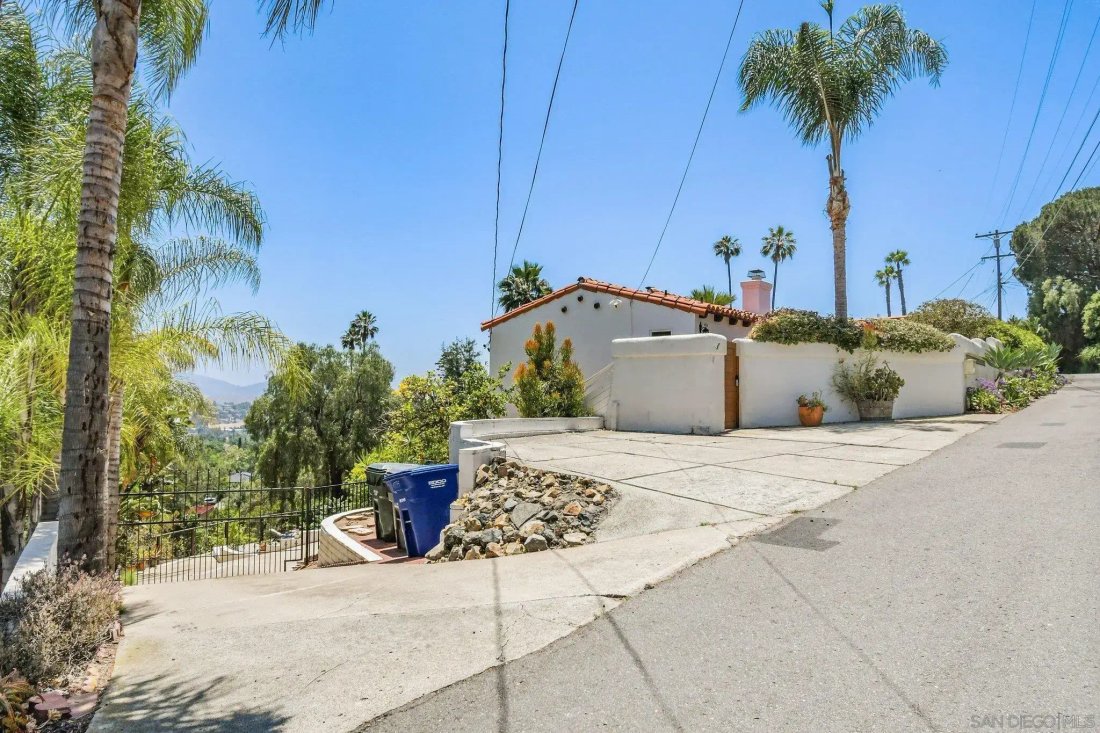 House in La Mesa, California, United States 5 - 18396696