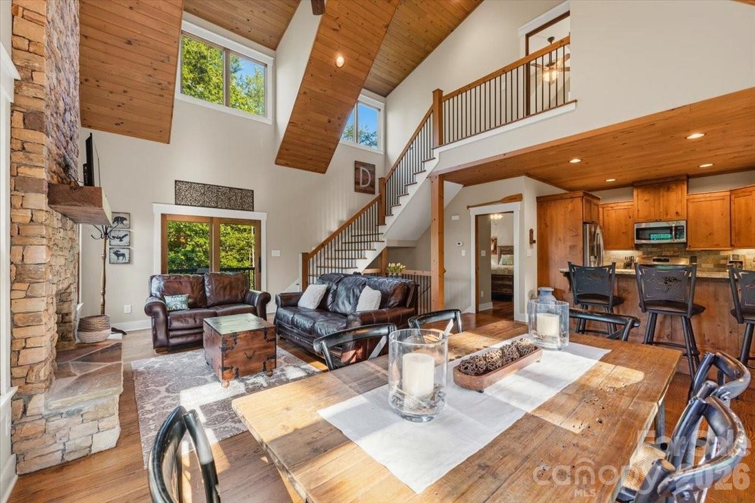House in Nebo, North Carolina, United States 3 - 18395473
