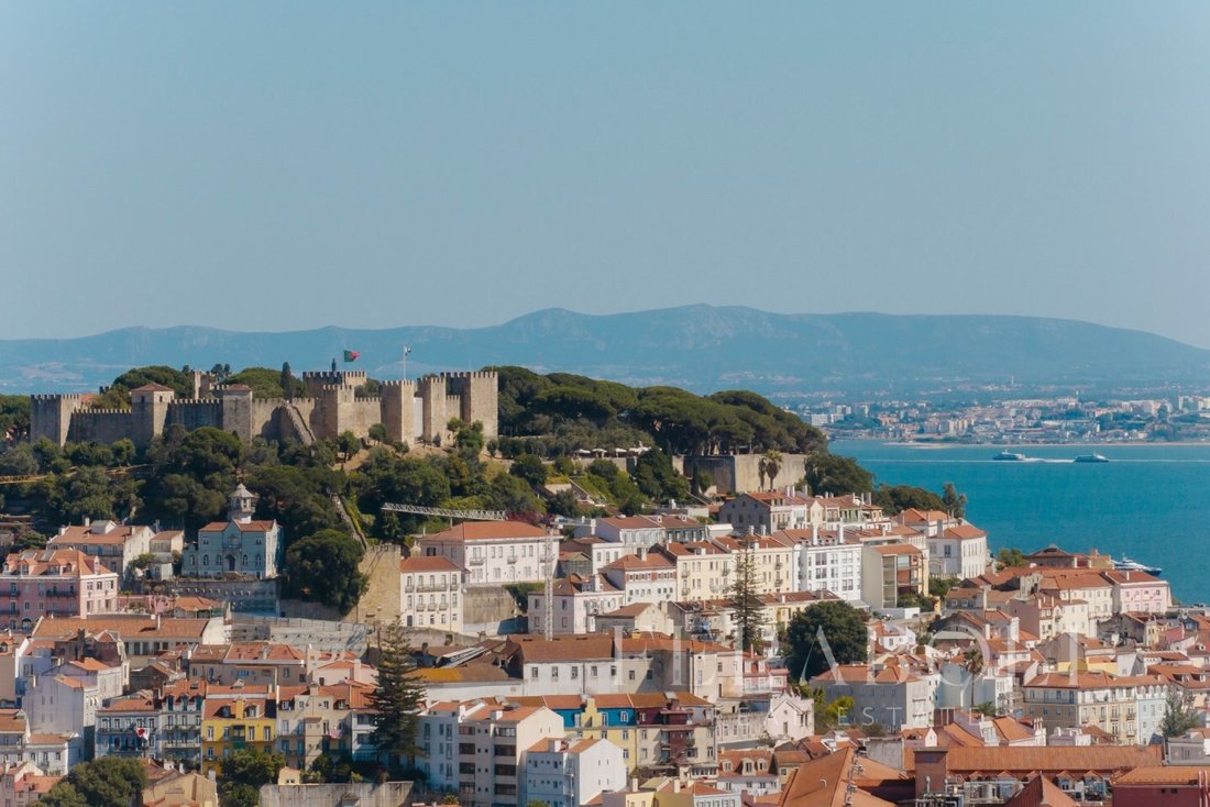 Penthouse in Santo Antonio, Lisbon, Portugal 2 - 18398208