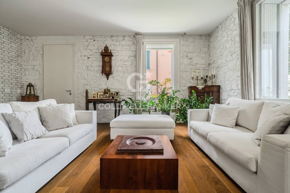 Villa in Eastern Lake Center, Como, Lombardy 3 - 18397634