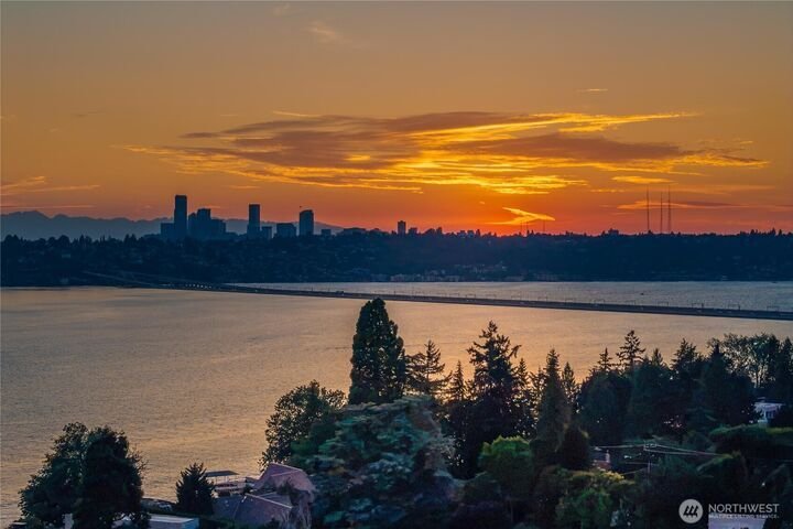 House in Mercer Island, Washington, United States 1 - 18398275