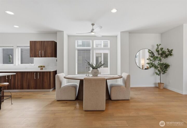 Townhouse in Bellevue, Washington, United States 3 - 18398318