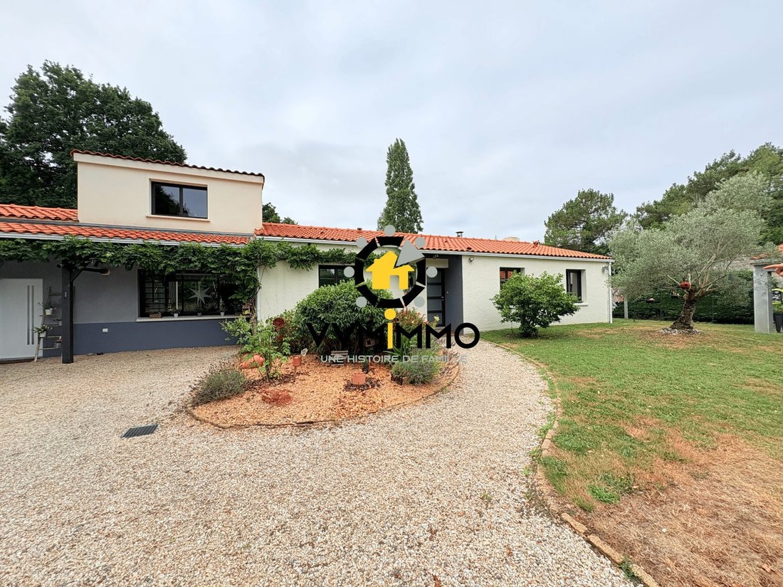 Maison à La Chevrolière, Pays de la Loire, France 1 - 18398008