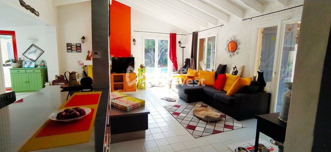 Villa in Aureille, Provence-Alpes-Côte d'Azur, France 5 - 18398151