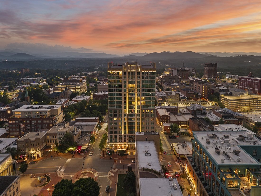 House in Asheville, North Carolina, United States 1 - 18397717