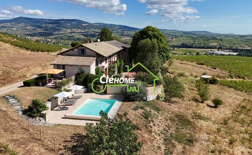 House in Quincie-en-Beaujolais, Auvergne-Rhône-Alpes, France 1