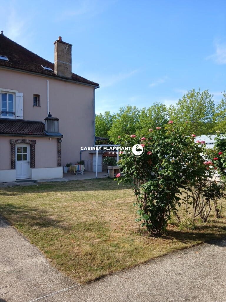 House in Centre-Usines, Crepand, France 2 - 18397982