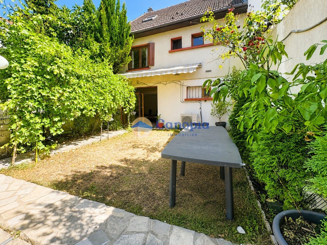 House in Jules Ferry, Arcueil, France 4 - 18022001