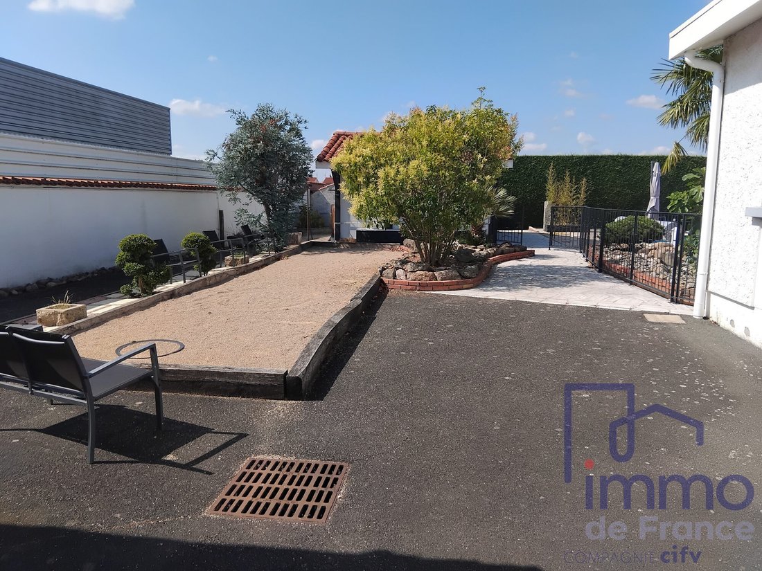Villa a Bourg Sud, Veauche, Francia 3 - 18397966
