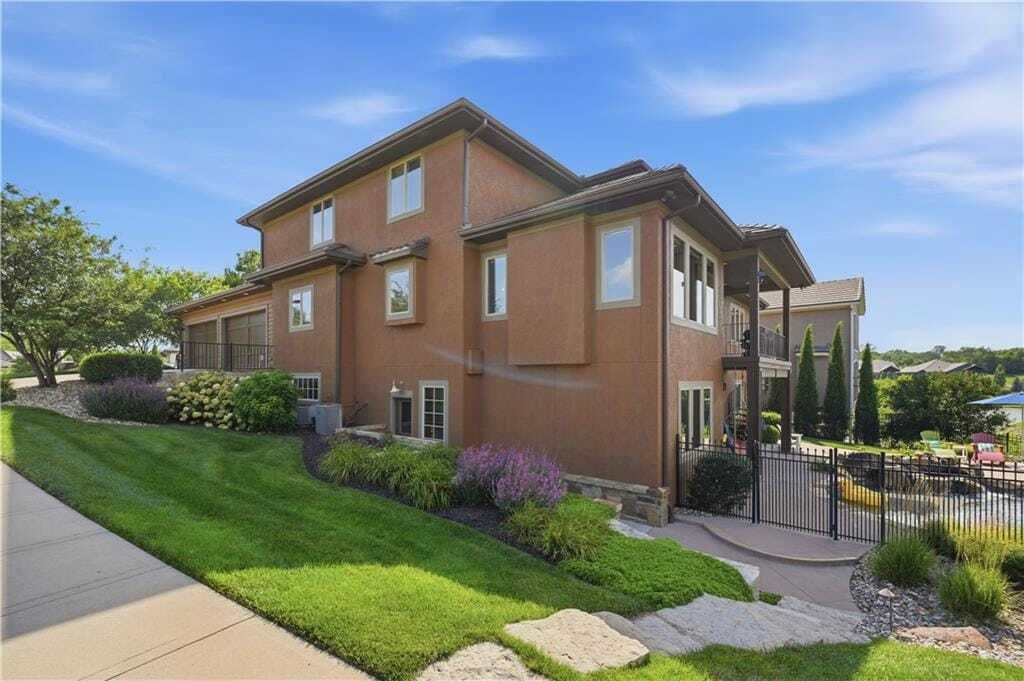 House in Lenexa, Kansas, United States 5 - 18397798