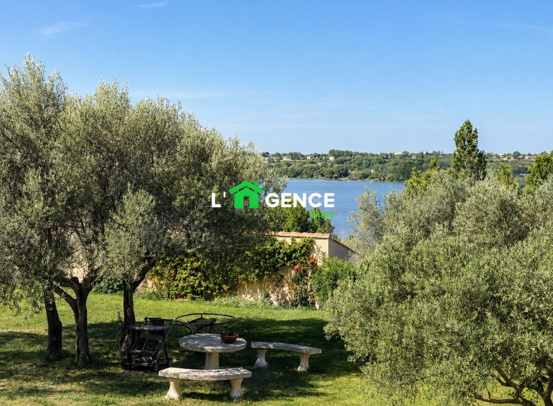 Villa in ZI Le Tubé-La Bayanne, Istres, France 3 - 18398014
