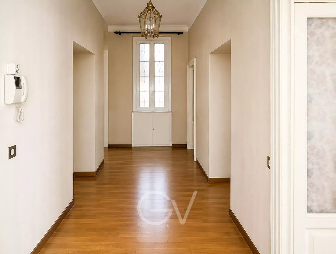 Condo in Centrale, Milan, Italy 3 - 18397642