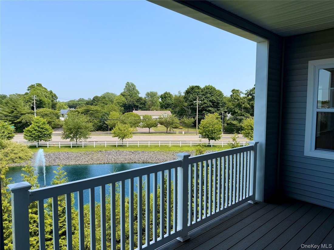House in East Northport, New York, United States 3 - 18397657