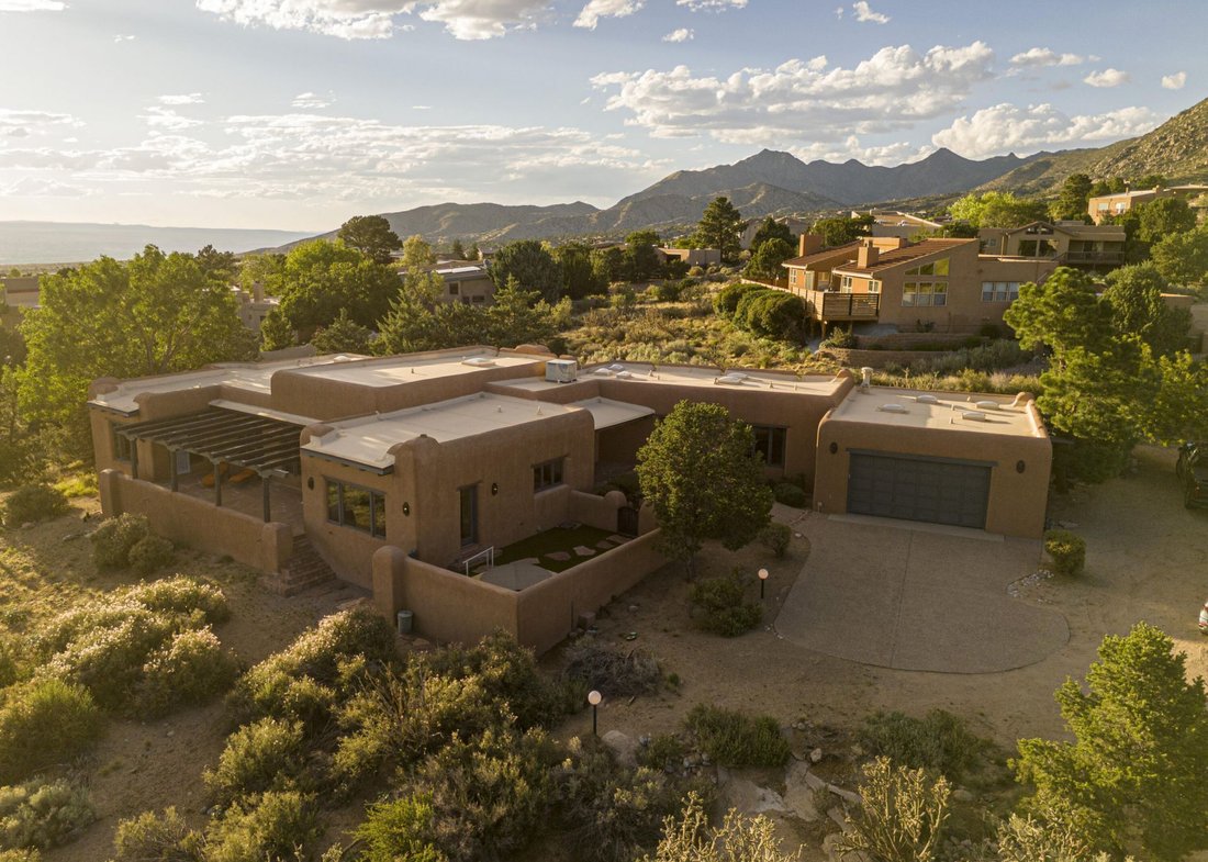 House in Albuquerque, New Mexico, United States 5 - 18398017