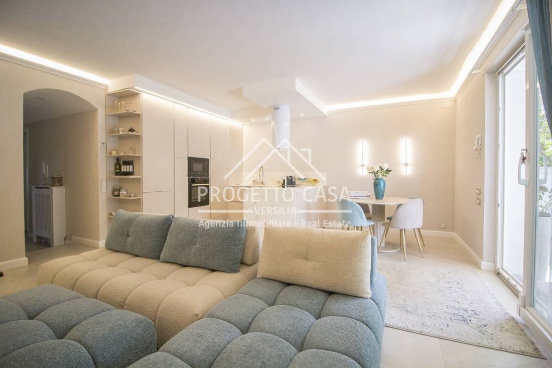 Apartment in Lido di Camaiore, Camaiore, Tuscany 2 - 18397626