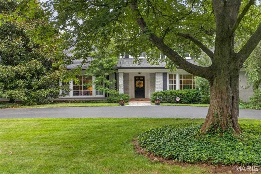 House in Ladue, Missouri, United States 1 - 18397791