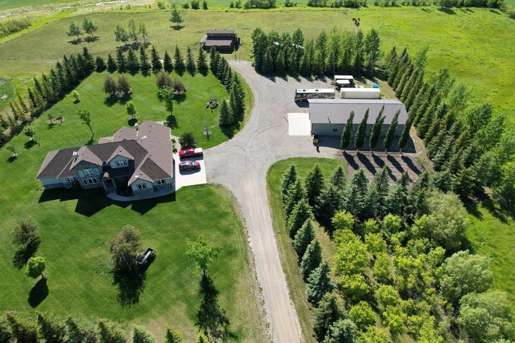 House in Bowden, Alberta, Canada 2 - 17868203