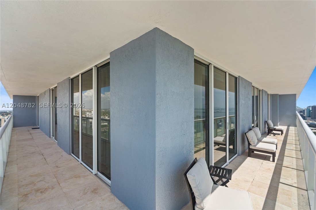 House in Miami, Florida, United States 3 - 18397693