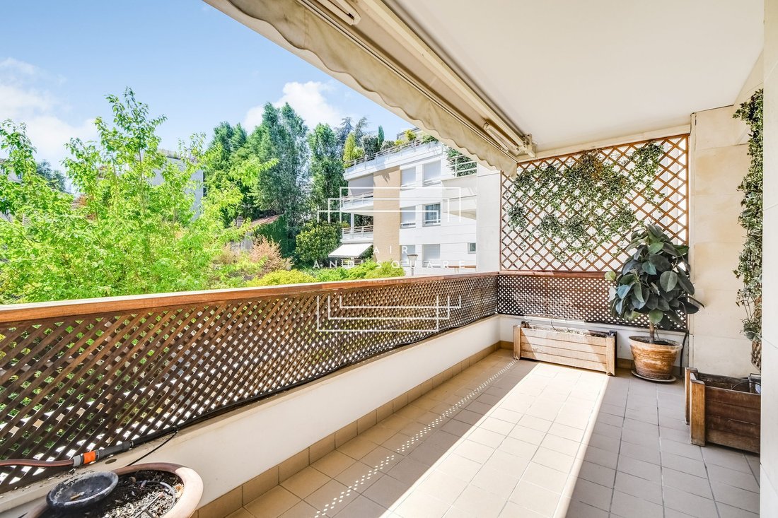 Apartment in La Plaine des Sablons, Neuilly-sur-Seine, France 1 - 18398081