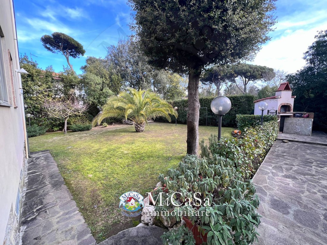 Villa in Tirrenia, Pisa, Italy 4 - 18397630