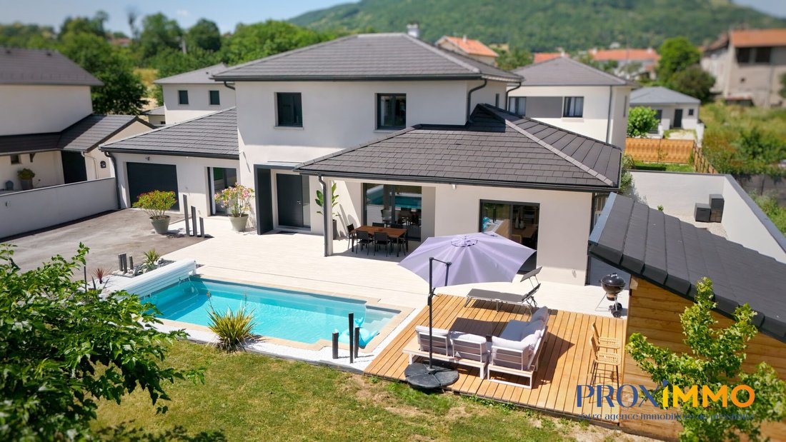 Villa in Centre Ville Sud-Vallée, Voiron, France 4 - 18397974
