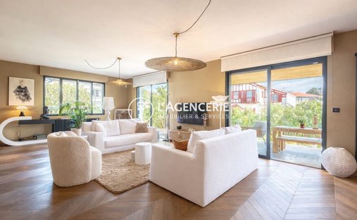 House in Biarritz, Nouvelle-Aquitaine, France 1