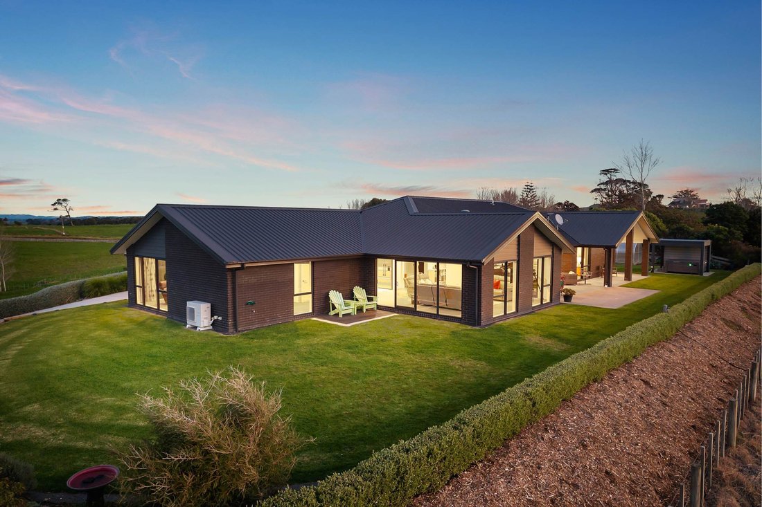 House in Pollok, Auckland, New Zealand 2 - 18397835