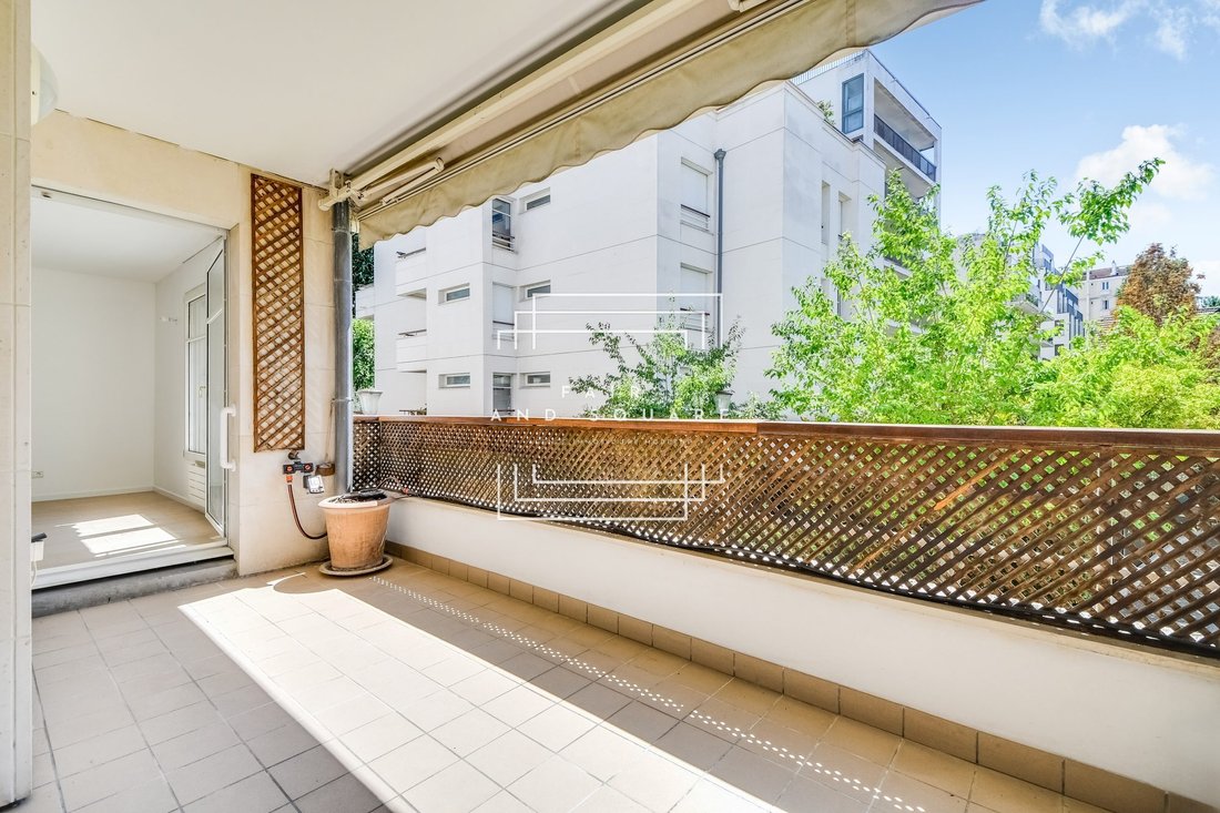 Apartment in La Plaine des Sablons, Neuilly-sur-Seine, France 2 - 18398081