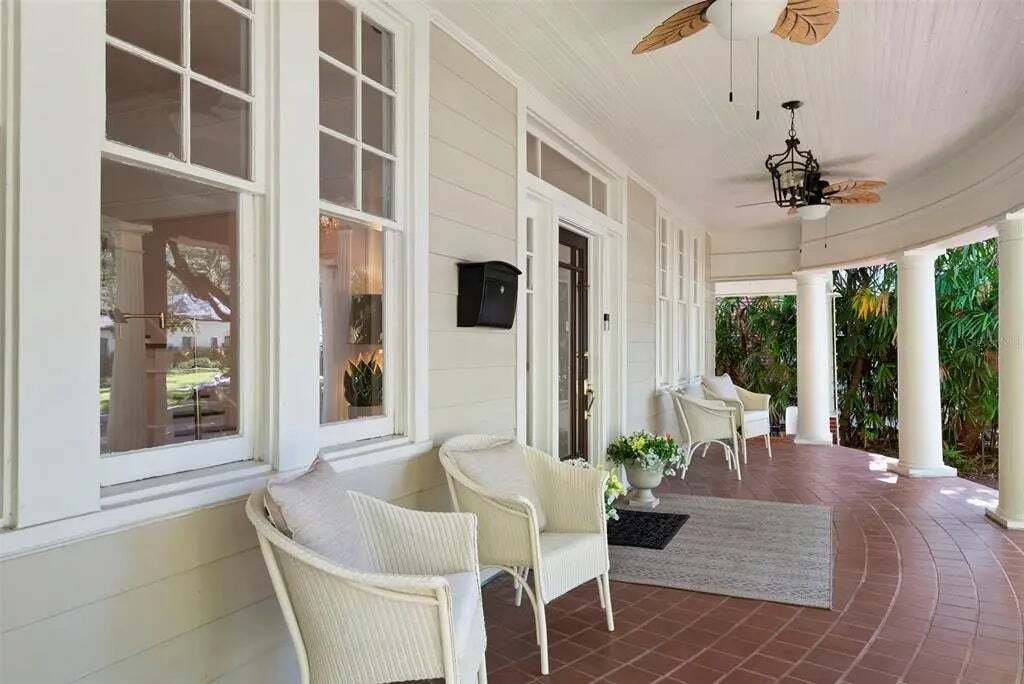 House in Tampa, Florida, United States 5 - 18397806