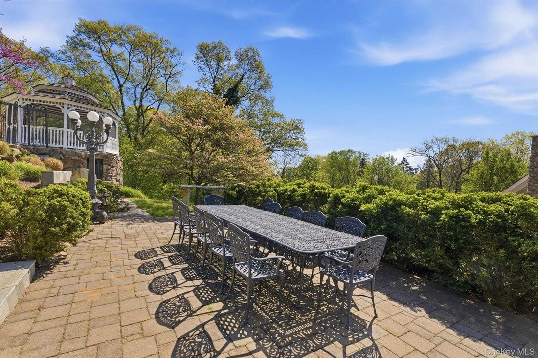 House in Chappaqua, New York, United States 3 - 17883566