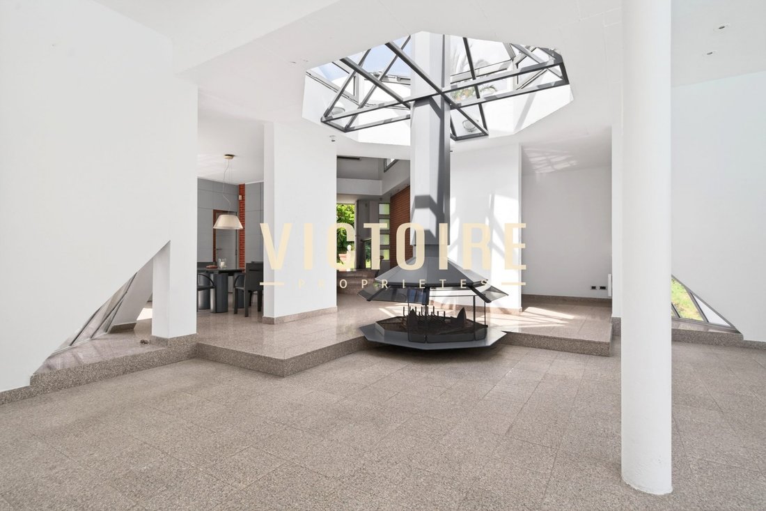 Villa in Saint Barnabé, Marseille, Provence-Alpes-Côte d'Azur 3 - 18398034