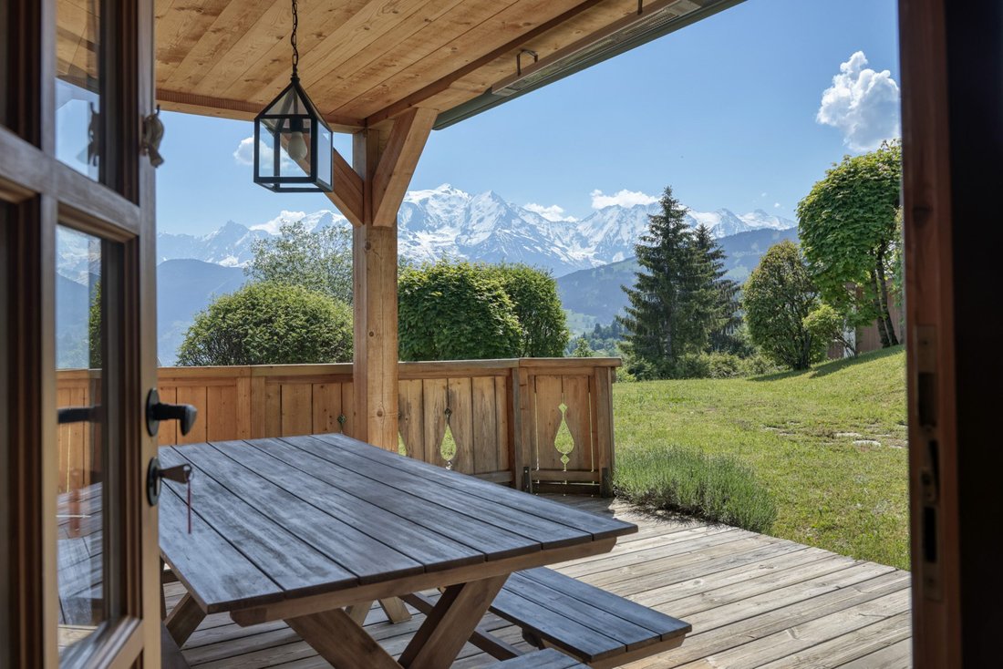 Chalet in Combloux, Auvergne-Rhône-Alpes, France 3 - 18398059