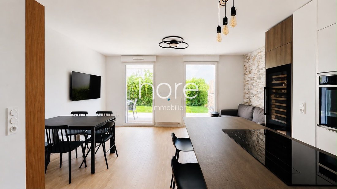 Apartment in Hôtel de Ville, Courbevoie, France 2 - 18398013