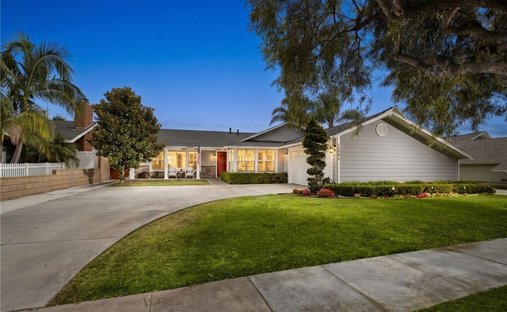 House in Los Alamitos, California, United States 1