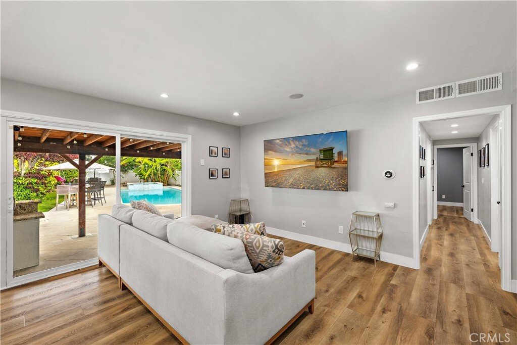 House in Fullerton, California, United States 5 - 18398064