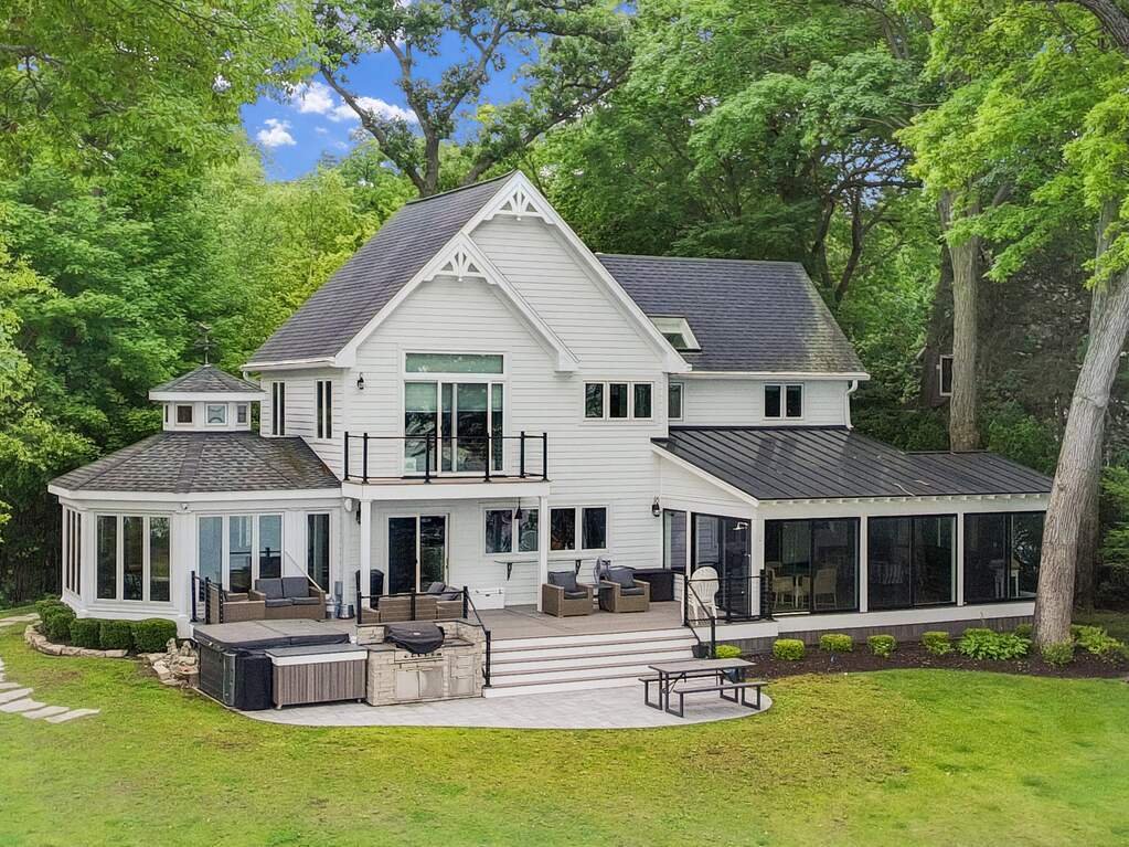 House in Twin Lakes, Wisconsin, United States 1 - 18397933