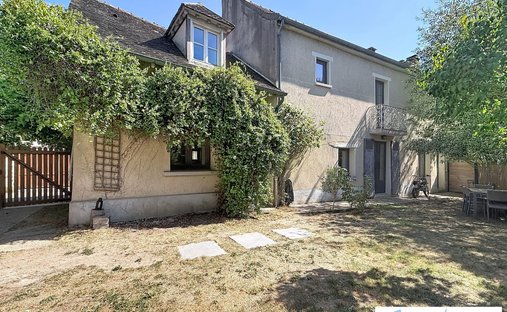 House in Dampierre-en-Yvelines, Ile-de-France, France 1