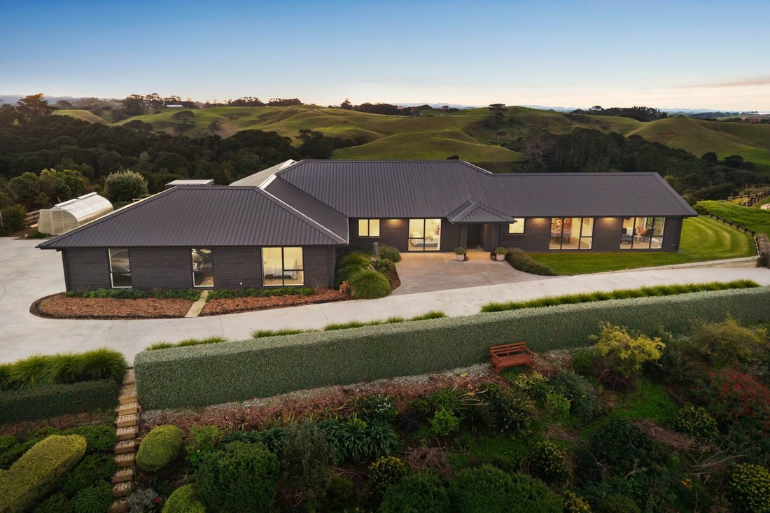 House in Pollok, Auckland, New Zealand 1 - 18397835