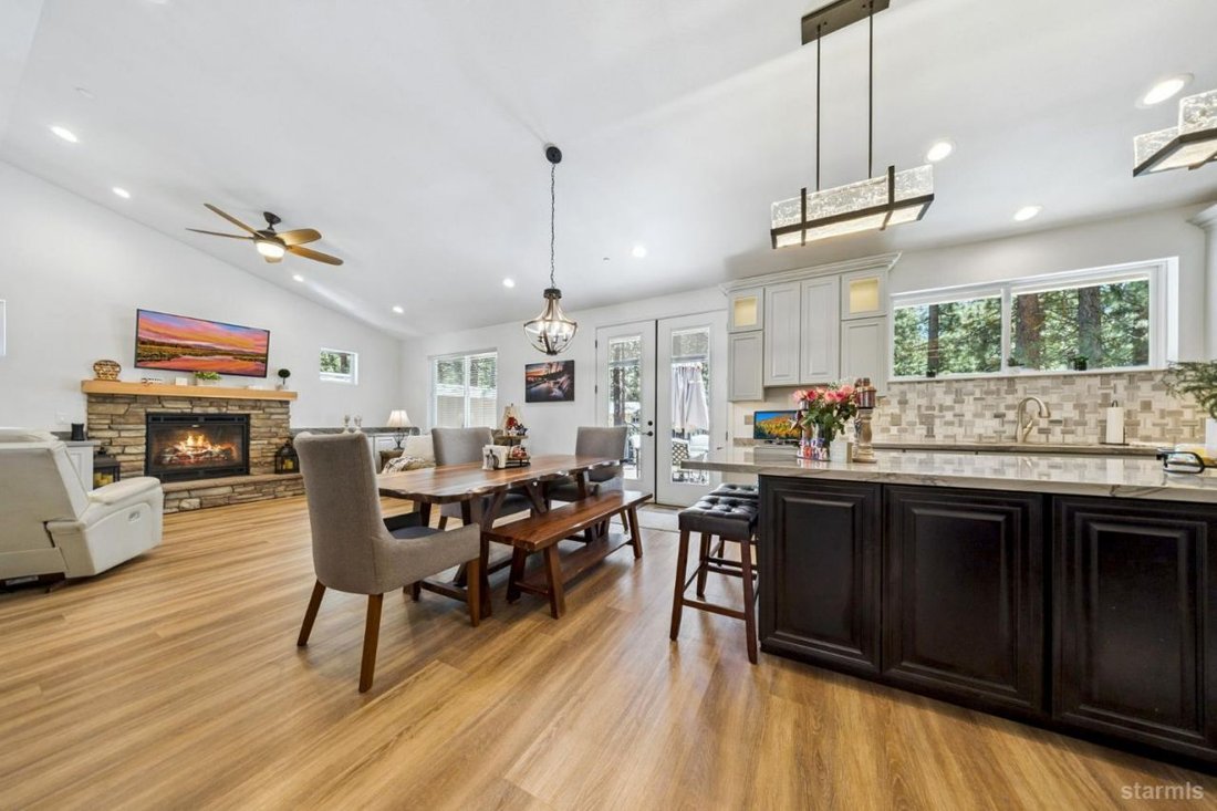 House in South Lake Tahoe, California, United States 3 - 18397708