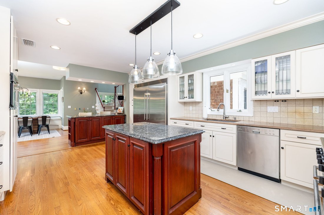 House in West Hartford, Connecticut, United States 3 - 18398194